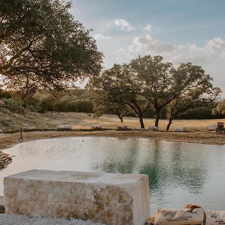 Hummingbird Haus - Hill Country Views On 20 Acres With Firepit Spring Branch Exterior foto