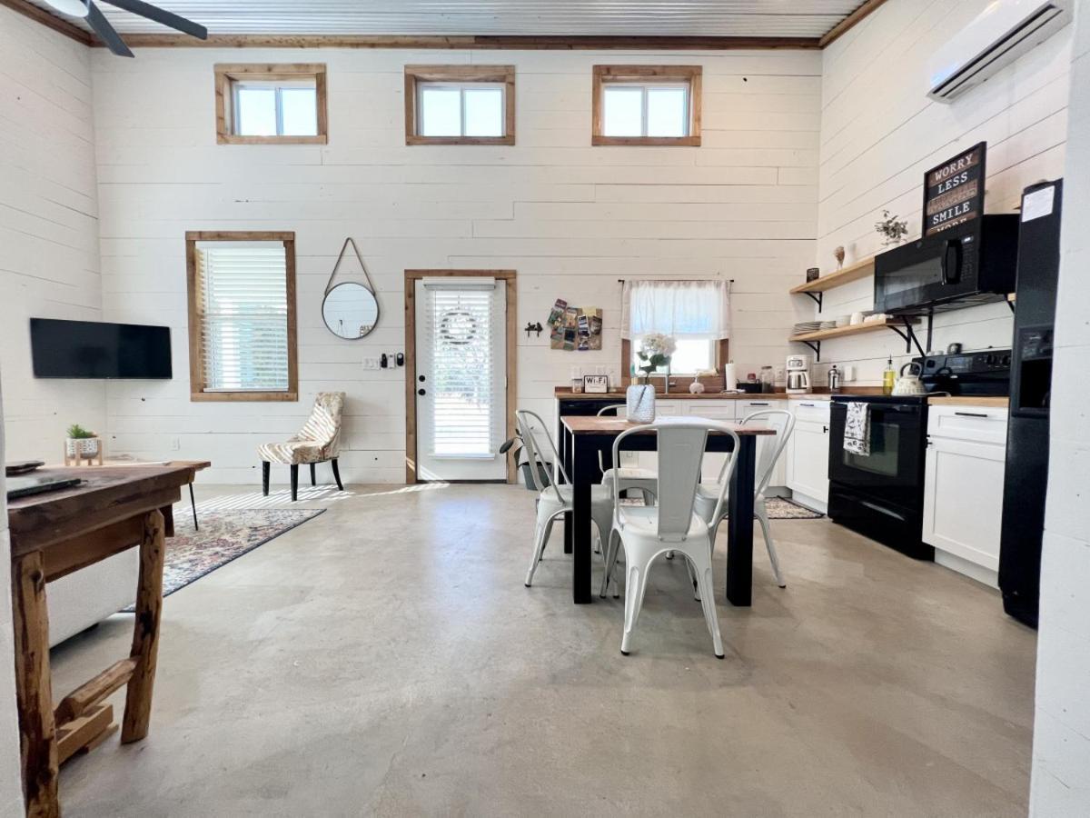 Hummingbird Haus - Hill Country Views On 20 Acres With Firepit Spring Branch Exterior foto