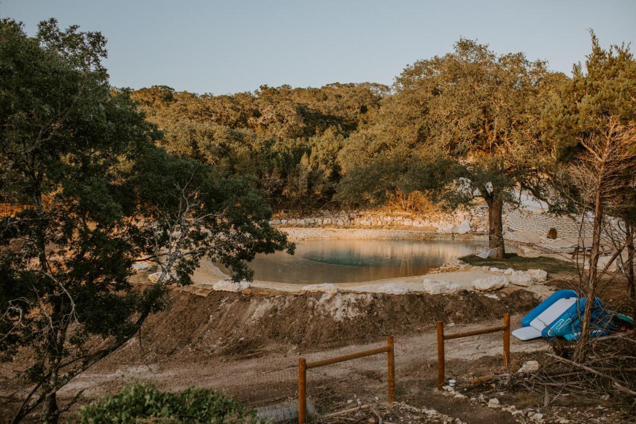 Hummingbird Haus - Hill Country Views On 20 Acres With Firepit Spring Branch Exterior foto